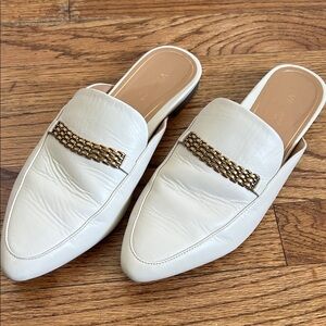 Vionic Cream Mules with Gold Chain Accent